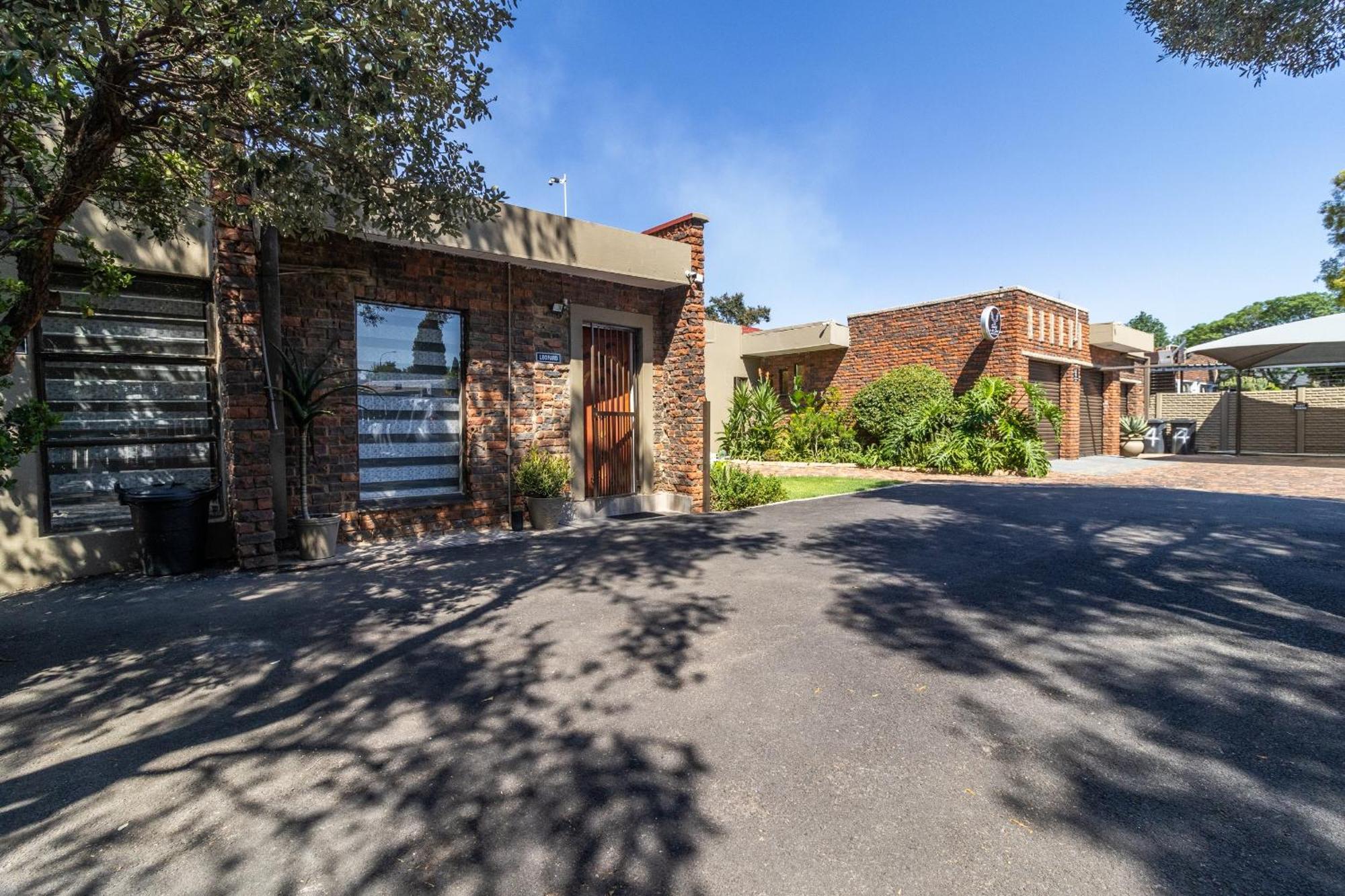 Bosveld In Die Stad 2 Guesthouse Alberton Kültér fotó